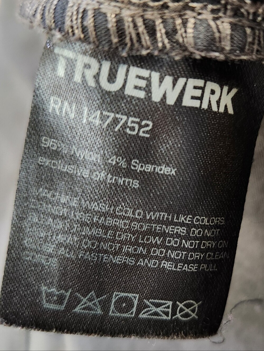 TRUEWERK Tech Pants Mens 38x32 Grey Cargo Stretch Workwear Utility Technical - Picture 6 of 9